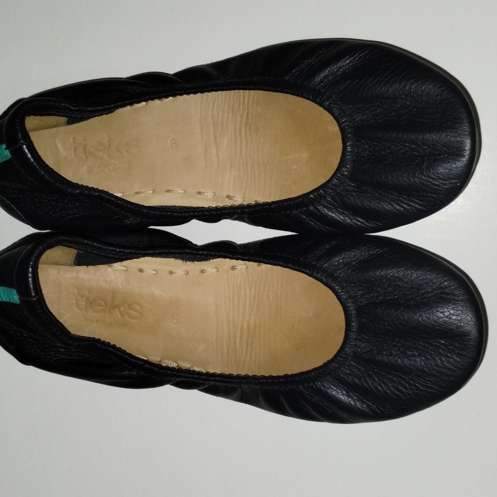 Tieks Black Leather Ballet Flats 6